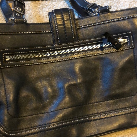 Coach classic black buckle handbag - Picture 6 of 8